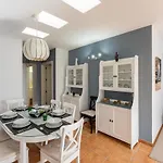 Del Mar Villa